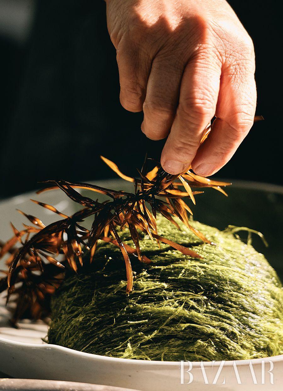 전라남도 장성에서 나고 자란 감태와 톳. 겨우내 발효시켜 먹을 수 있는 식재료다.