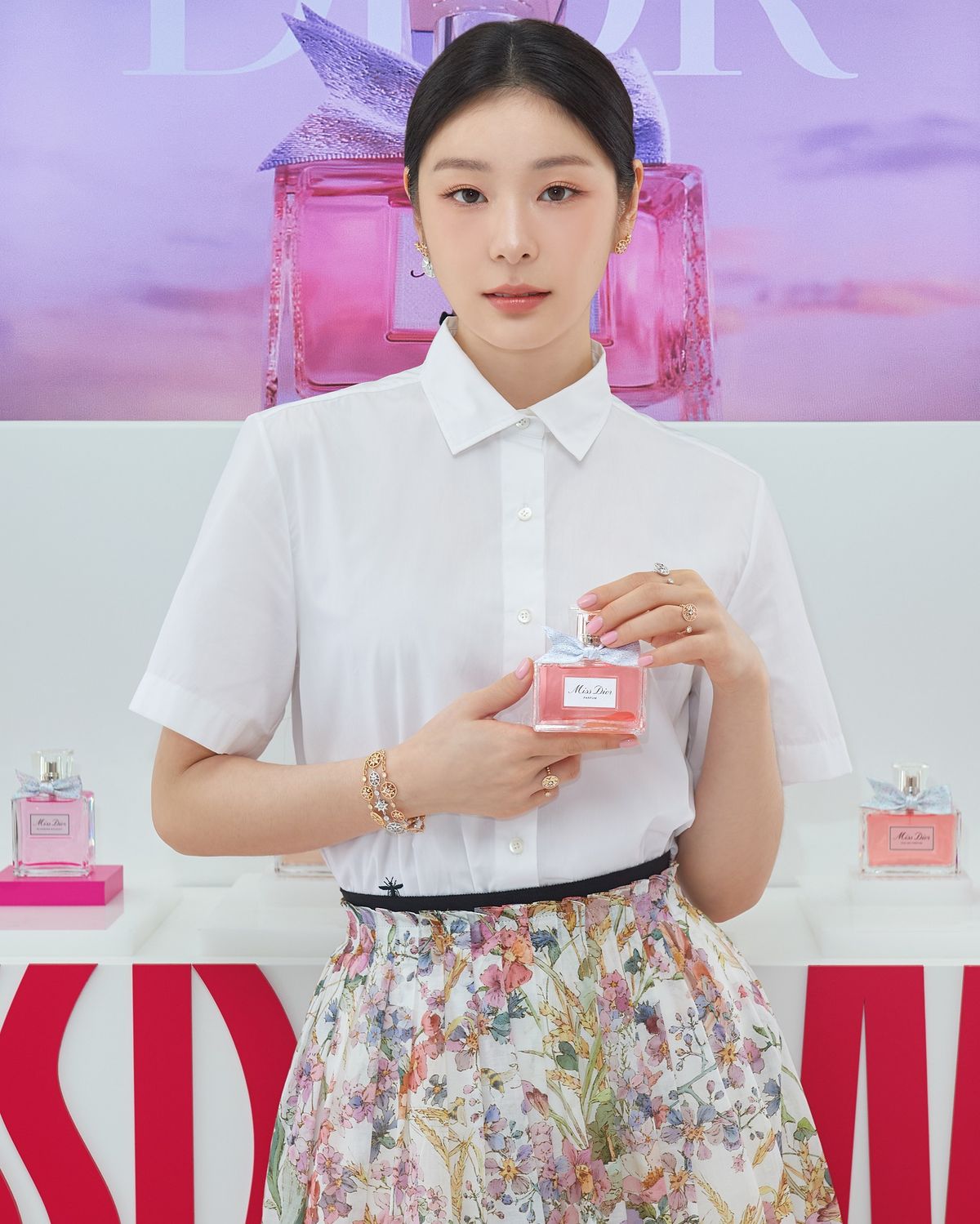 Dior 미스 디올 퍼퓸, 35ml 13만3천원, 50ml 20만6천원, 80ml 27만5천원.