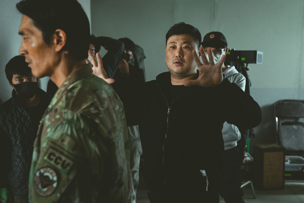 허명행 감독 / 넷플릭스 <황야> 현장 스틸
