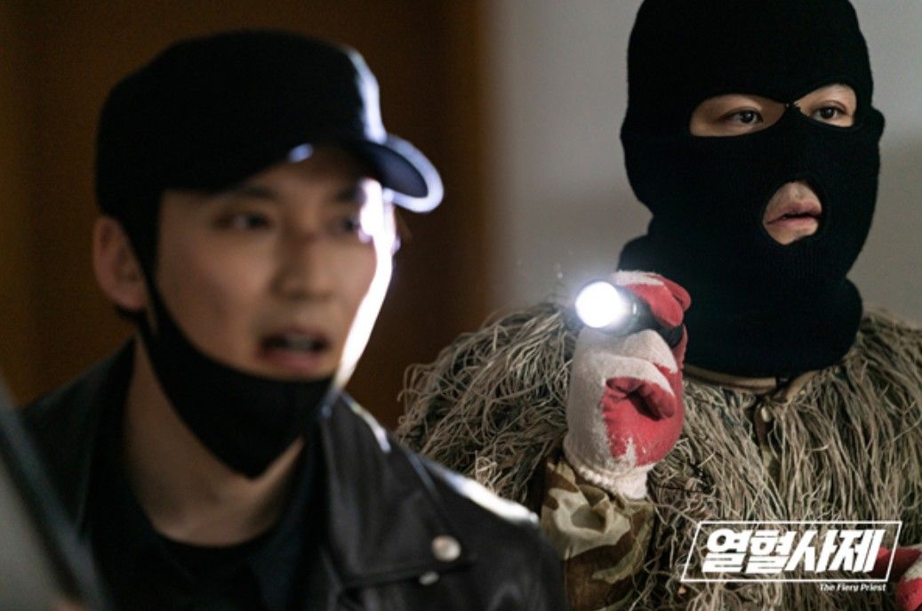 SBS 드라마 <열혈사제> 스틸