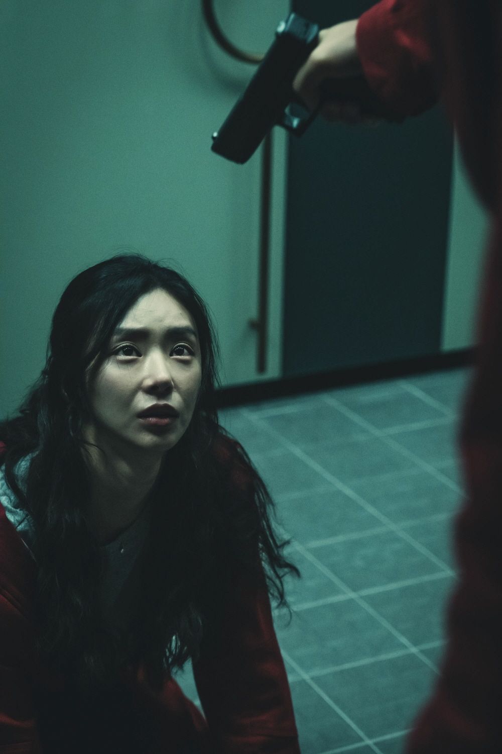 넷플릭스 시리즈 <종이의 집: 공동경제구역> 스틸