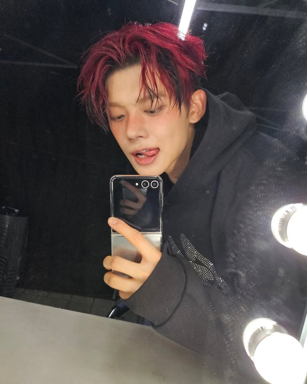 @yawnzzn