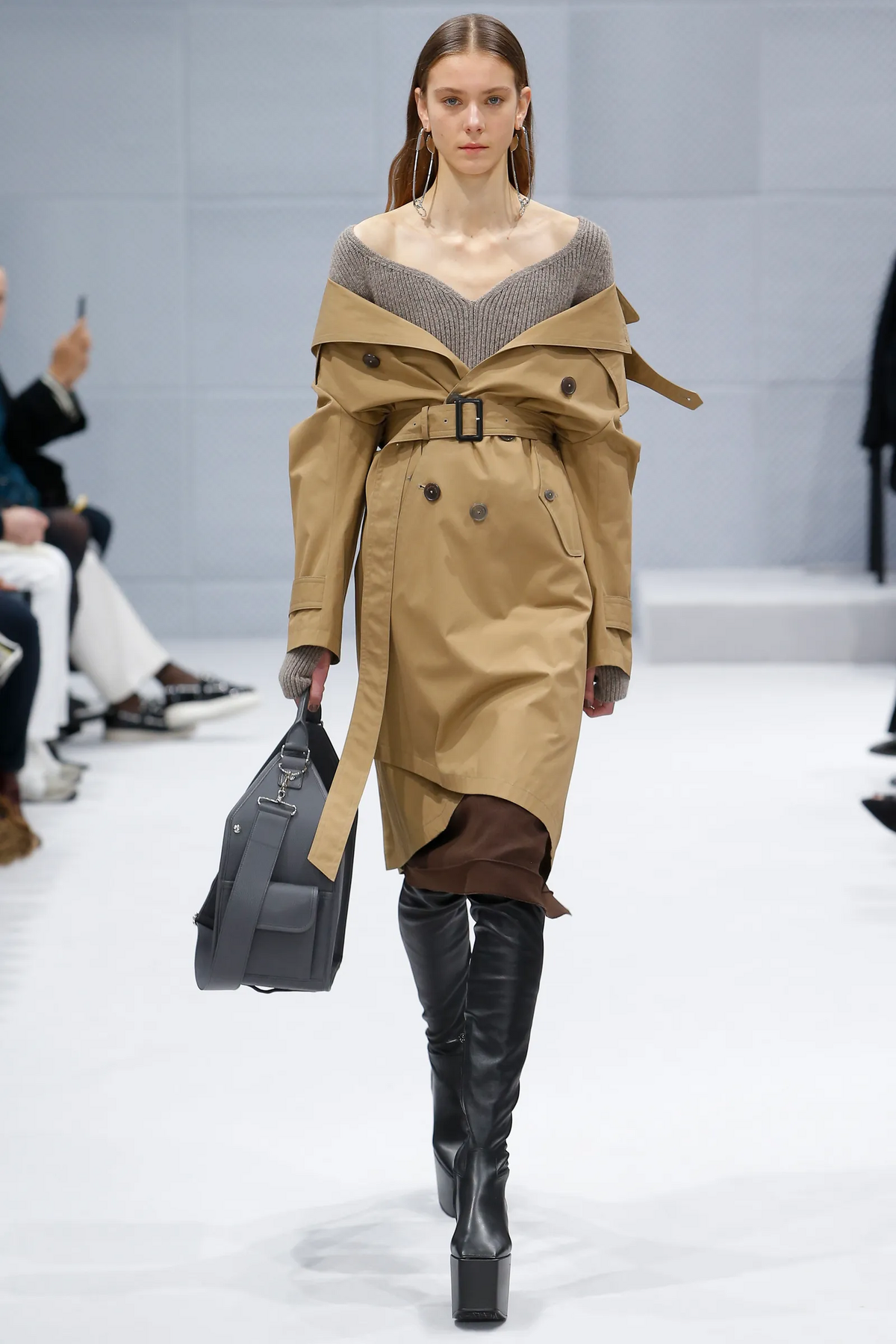 발렌시아가 2016 F/W