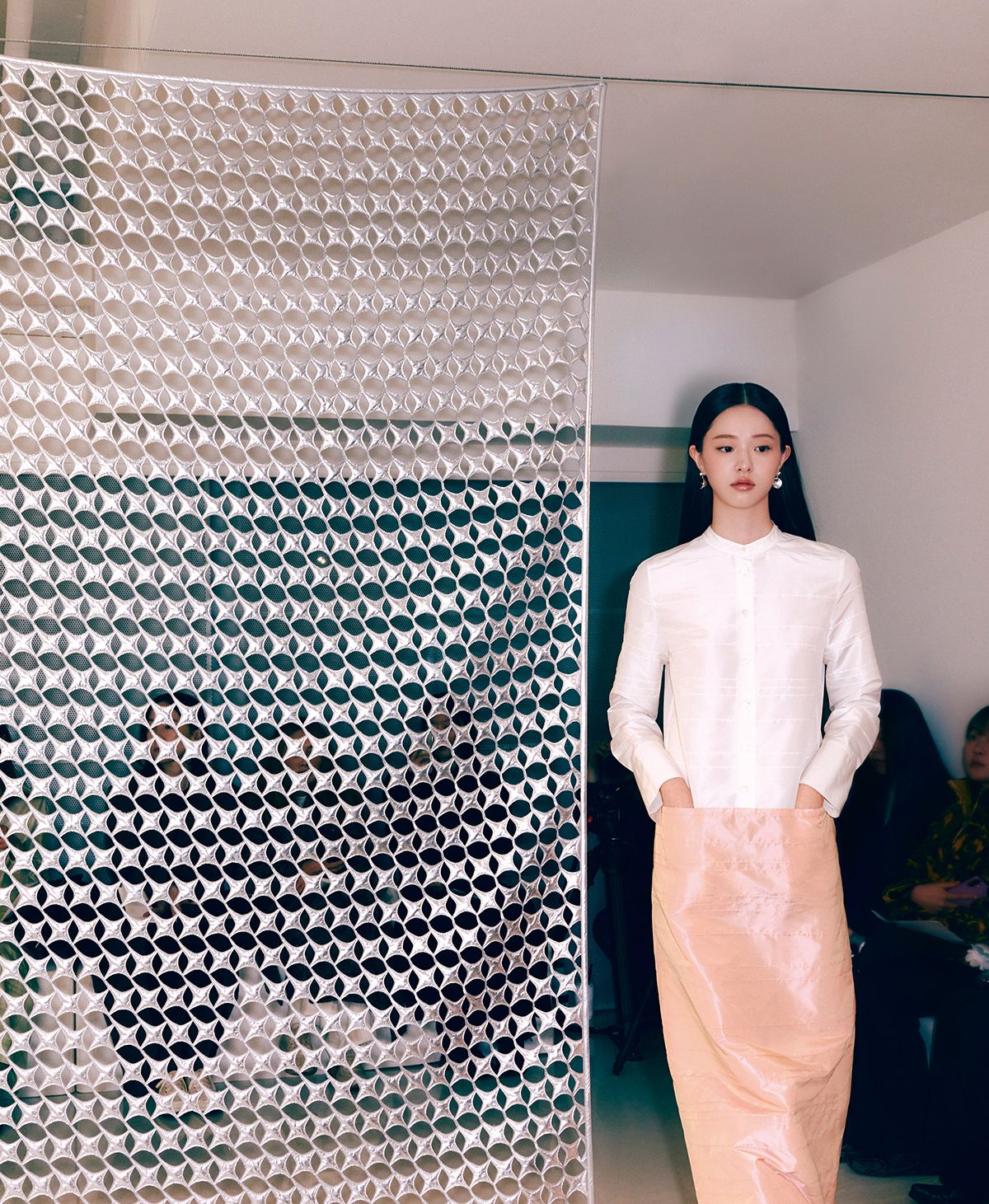 디자이너가 꼽은 콤비 룩 중 하나인 블록 드레스. 그는 이 드레스를 통해 처음으로 주황색을 사용했다. 