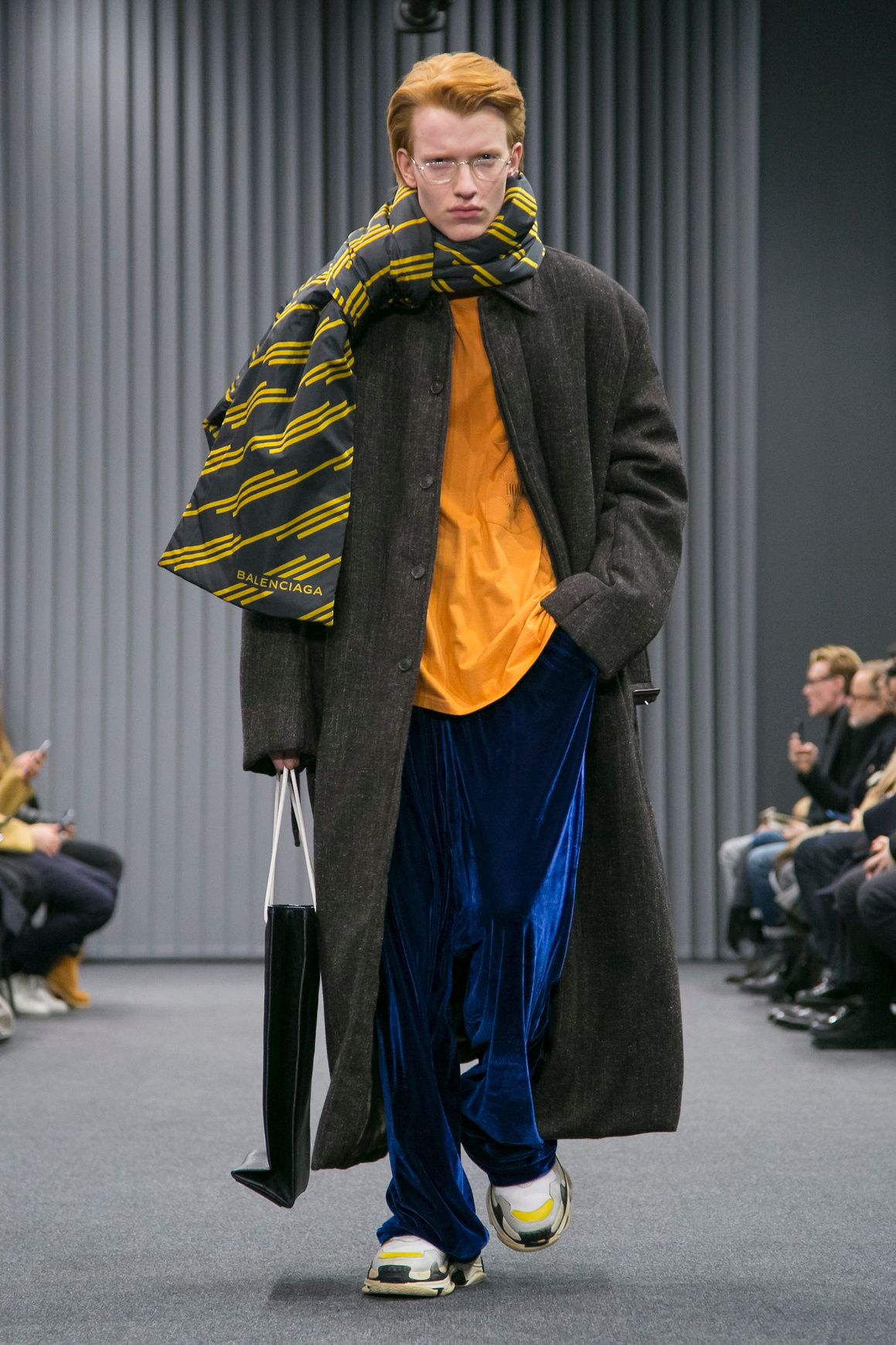 발렌시아가 2017 F/W