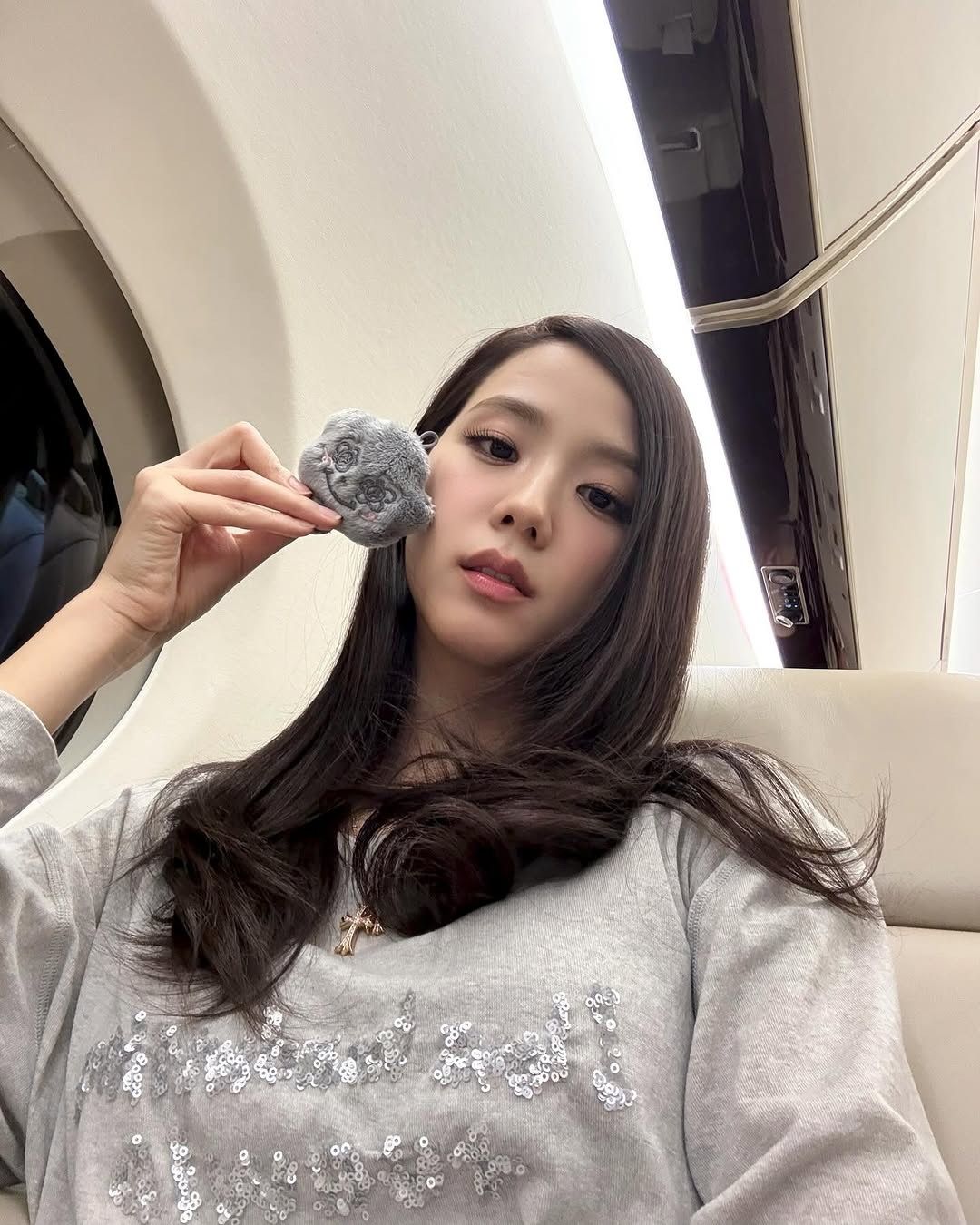 사진/ 지수 인스타그램