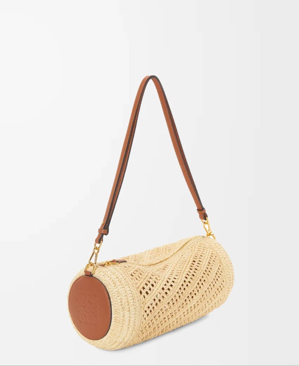 LOEWE 브레이슬릿 파우치 1백 60만 원