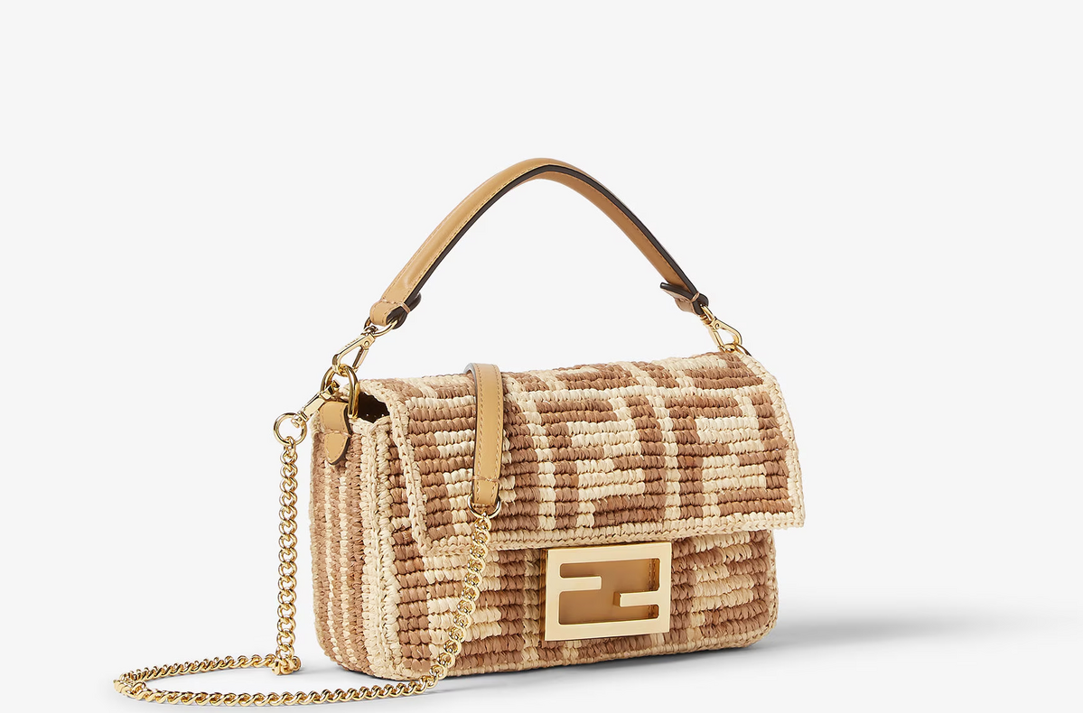 FENDI 바게트 미니 3백 2만 원 