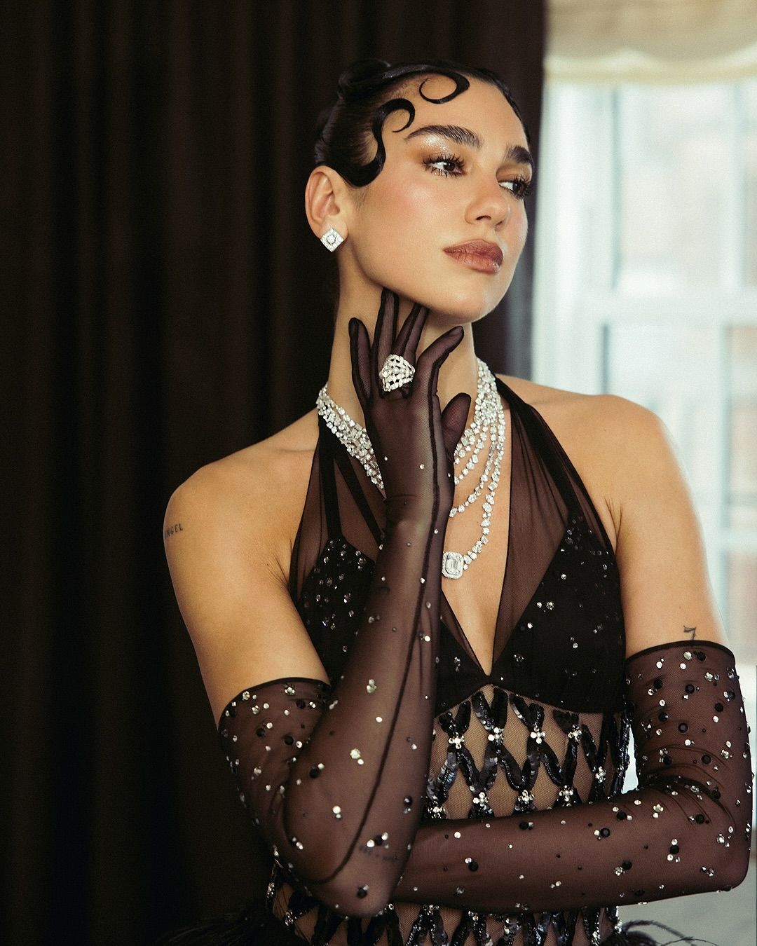 @chanelofficial