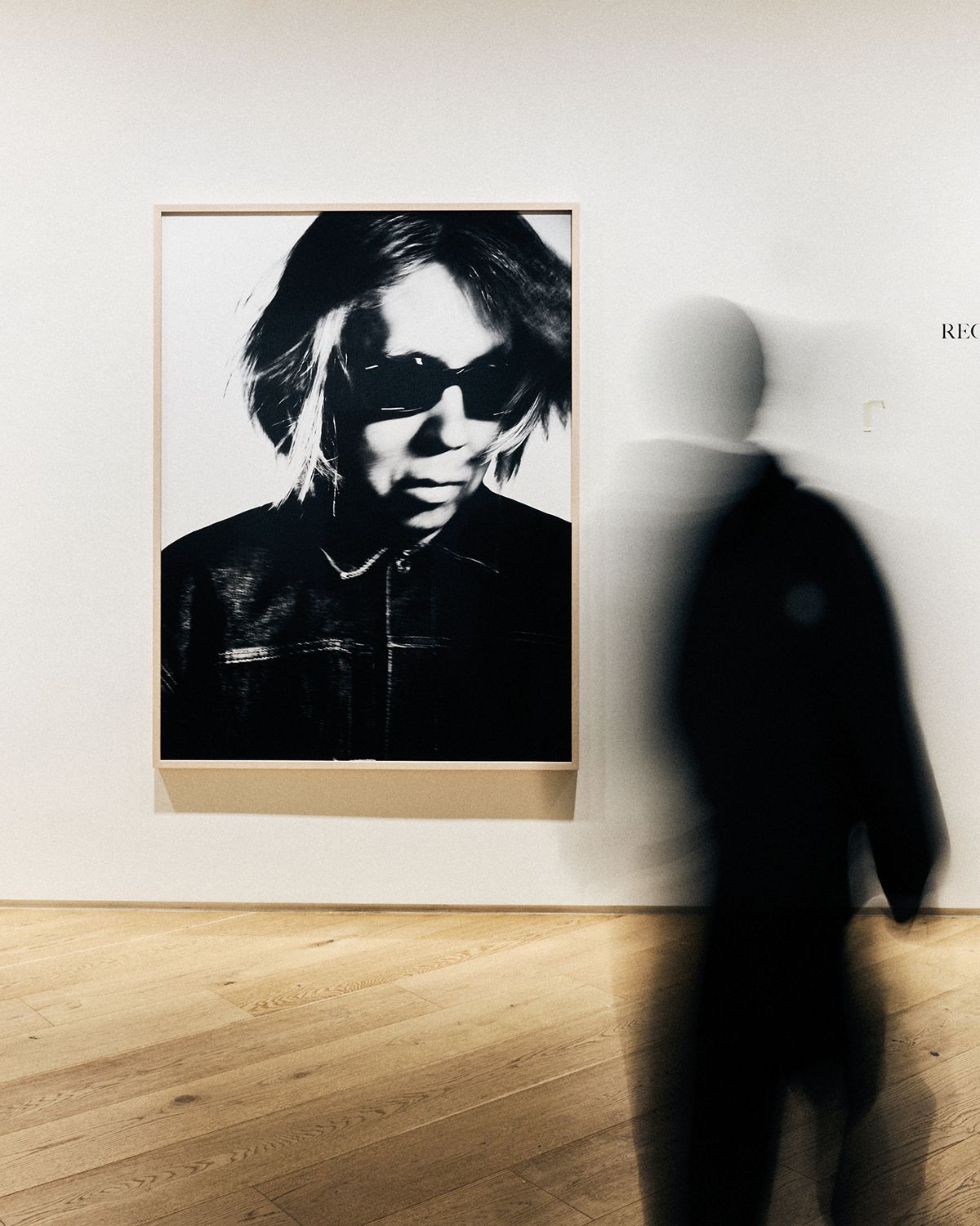 렉토와 사진가 목정욱이 협업한 전시 «리플렉트(Reflect)». 