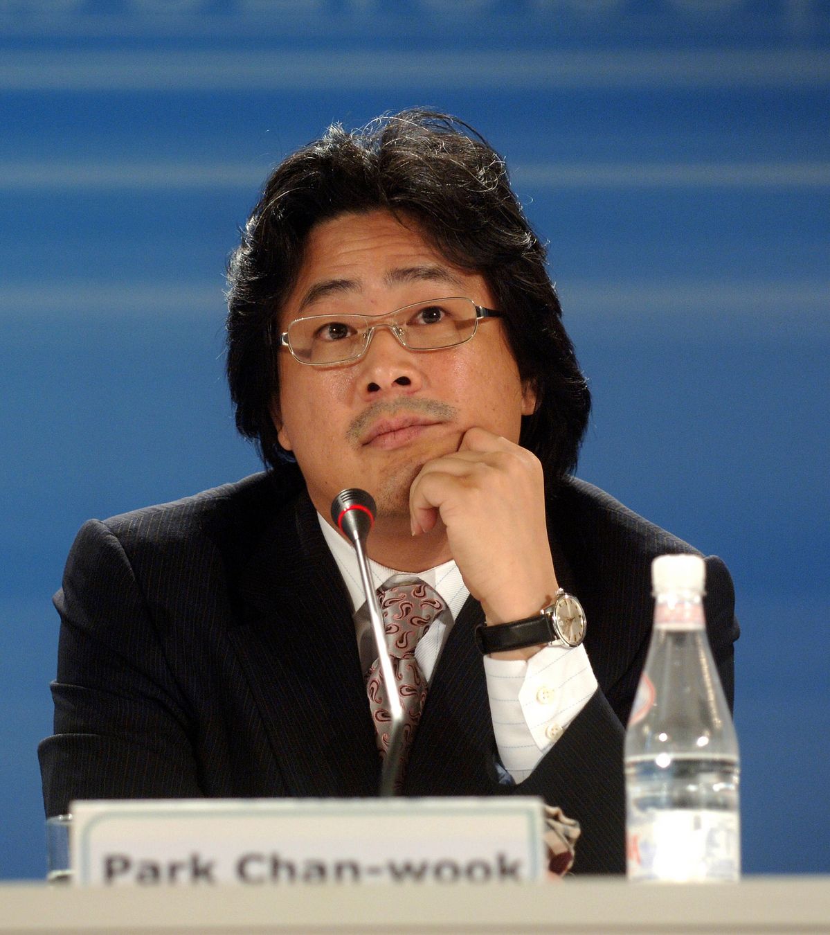 2005년 베니스 영화제 초청 당시 박찬욱 감독의 모습 / 게티이미지