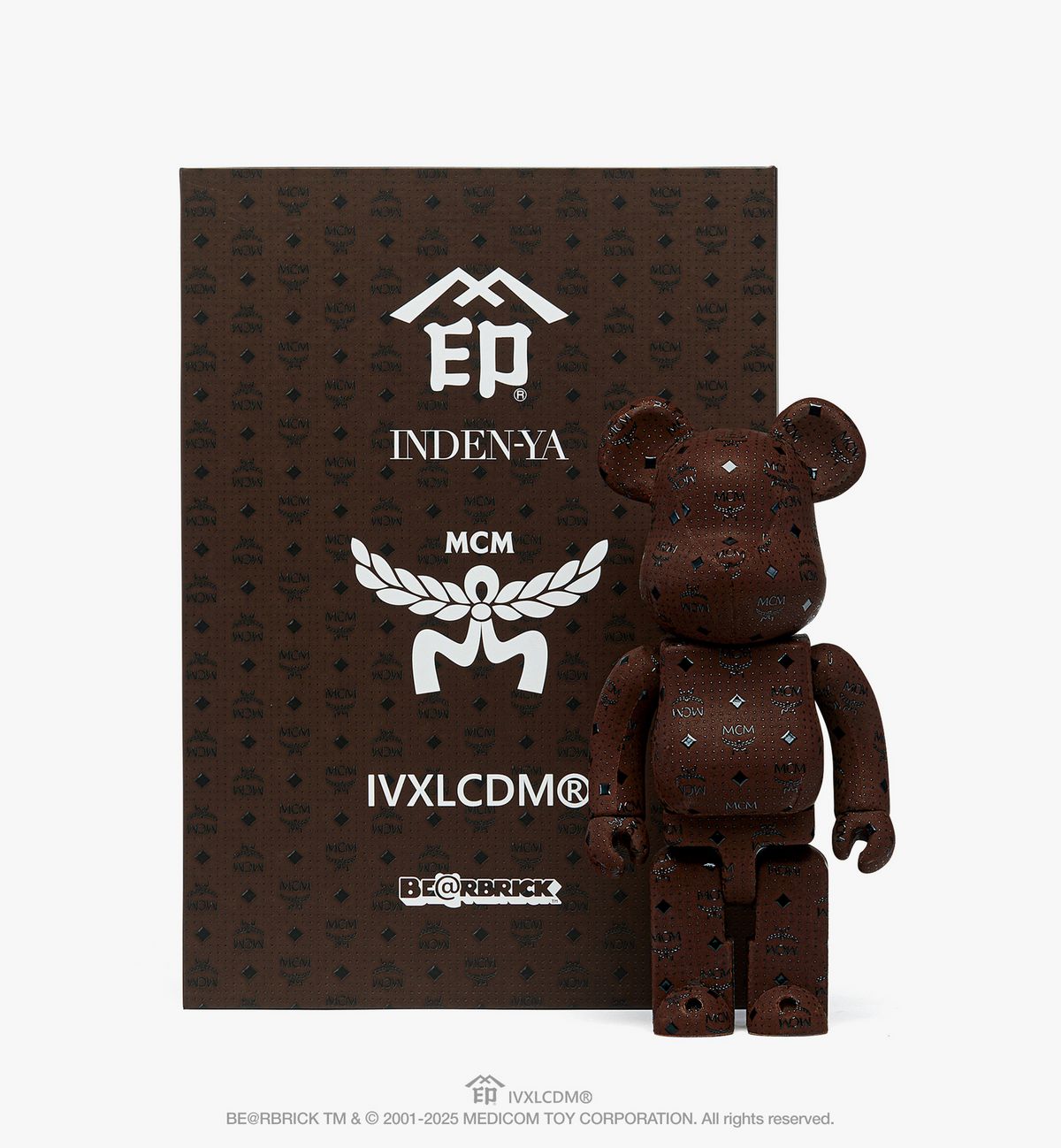 인덴야 장인 수작업으로 완성된 베어브릭, MCM X BE@RBRICK INDEN-YA 400%