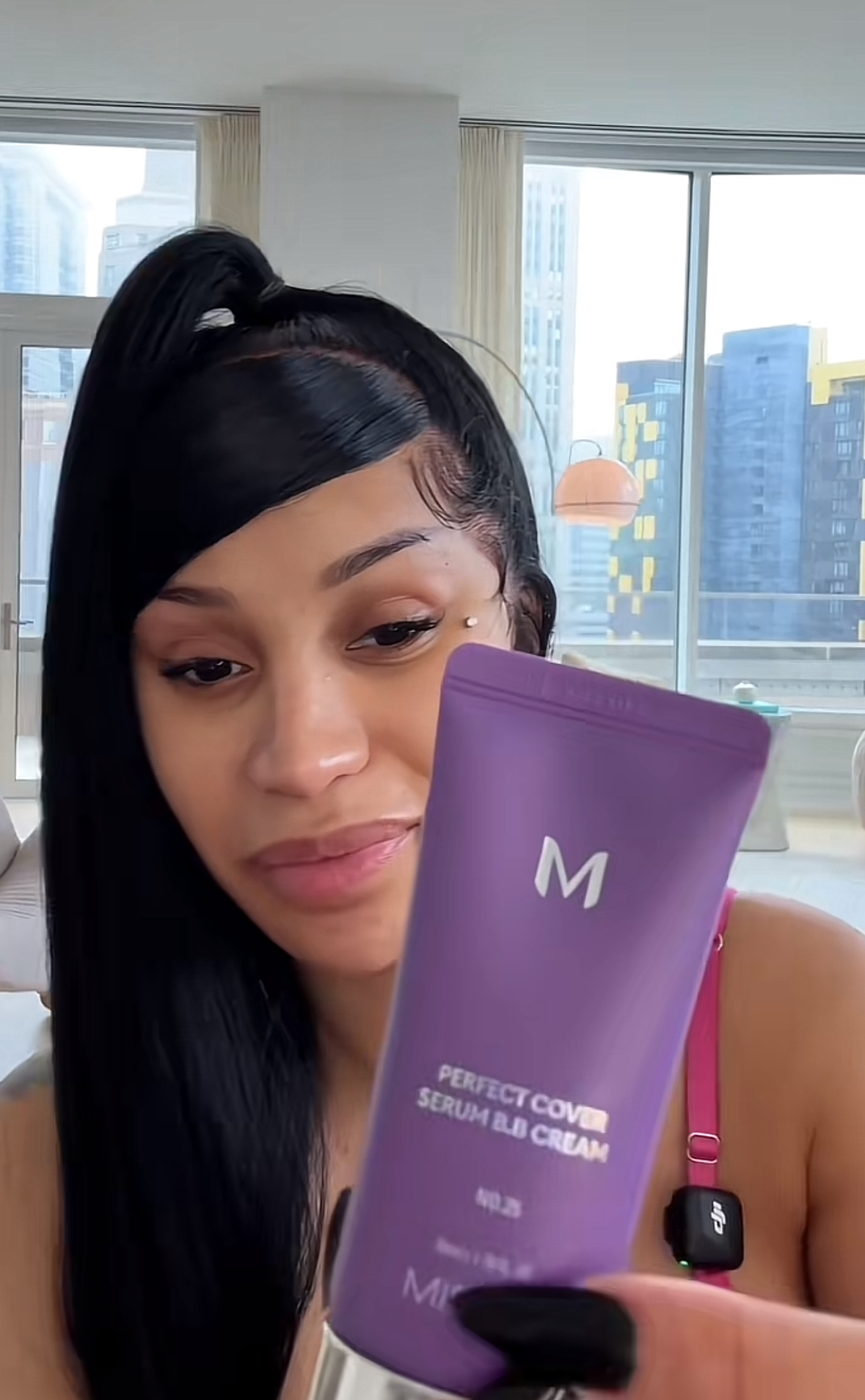 사진/ 카디비 틱톡