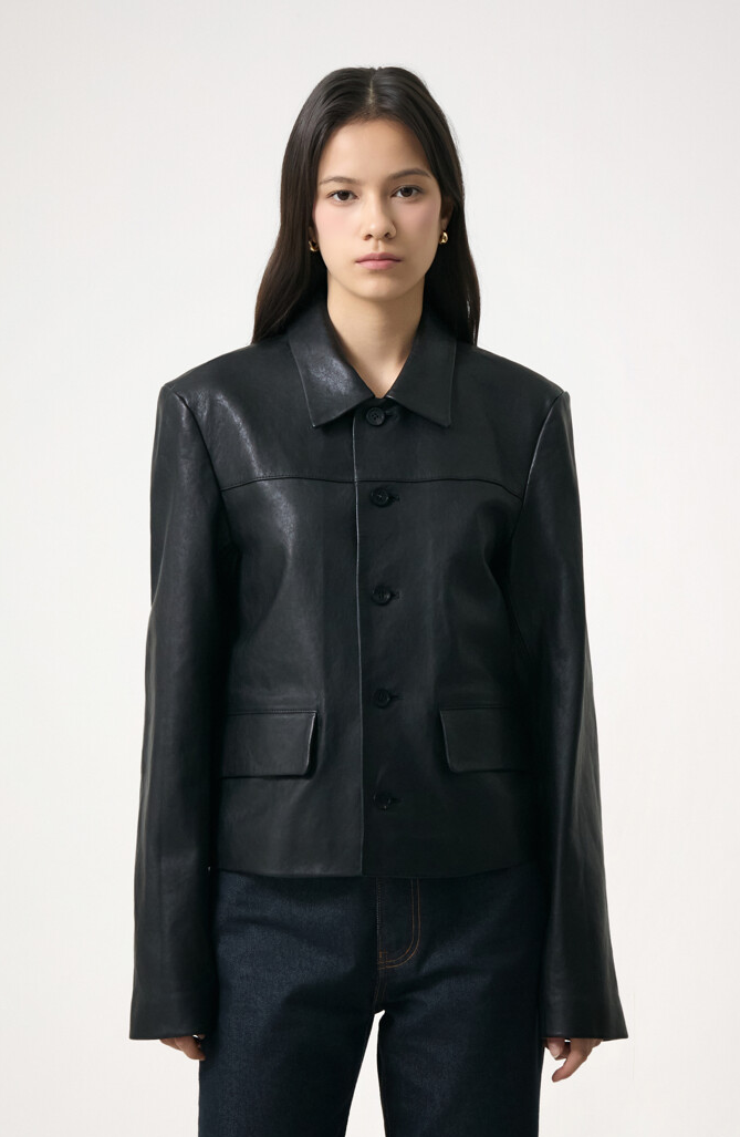 포럼 크롭 레더 재킷 69만 5천원