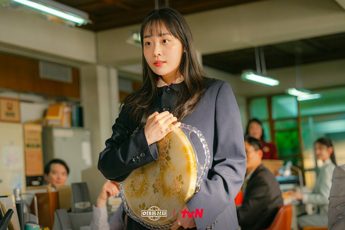 tvN 새 토일드라마 <태풍상사> 스틸