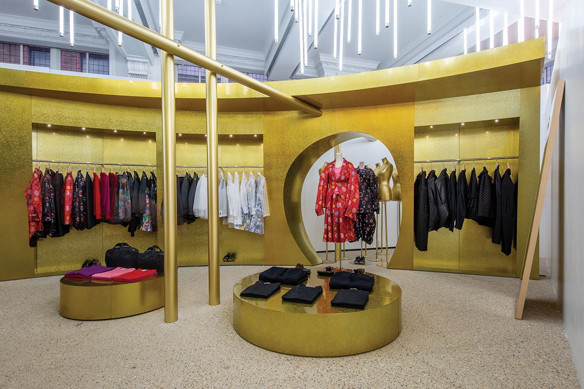 2021 시몬 로샤의 10주년 기념 컬렉션. 