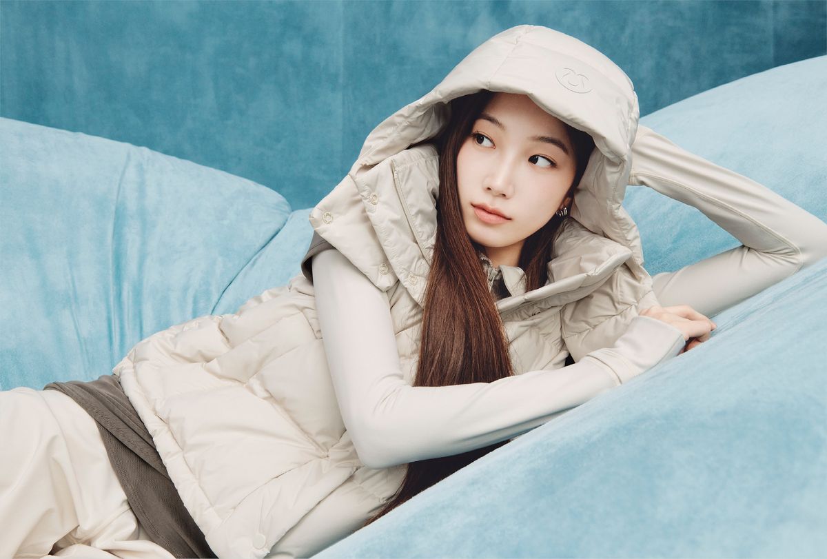 카즈하가 착용한 제품은 원더 퍼프 600 다운 필 크롭 베스트.
