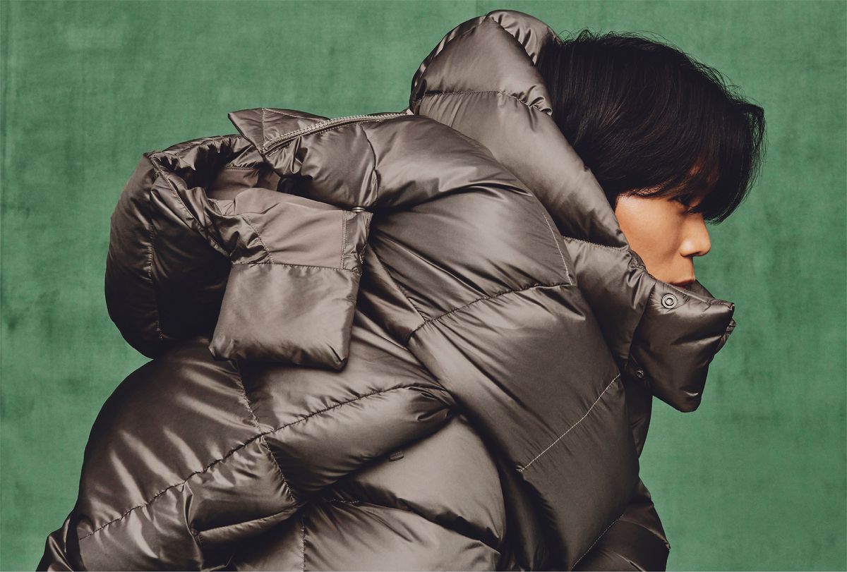 아모띠가 착용한 제품은 올웨이즈 다운 푸퍼 재킷.