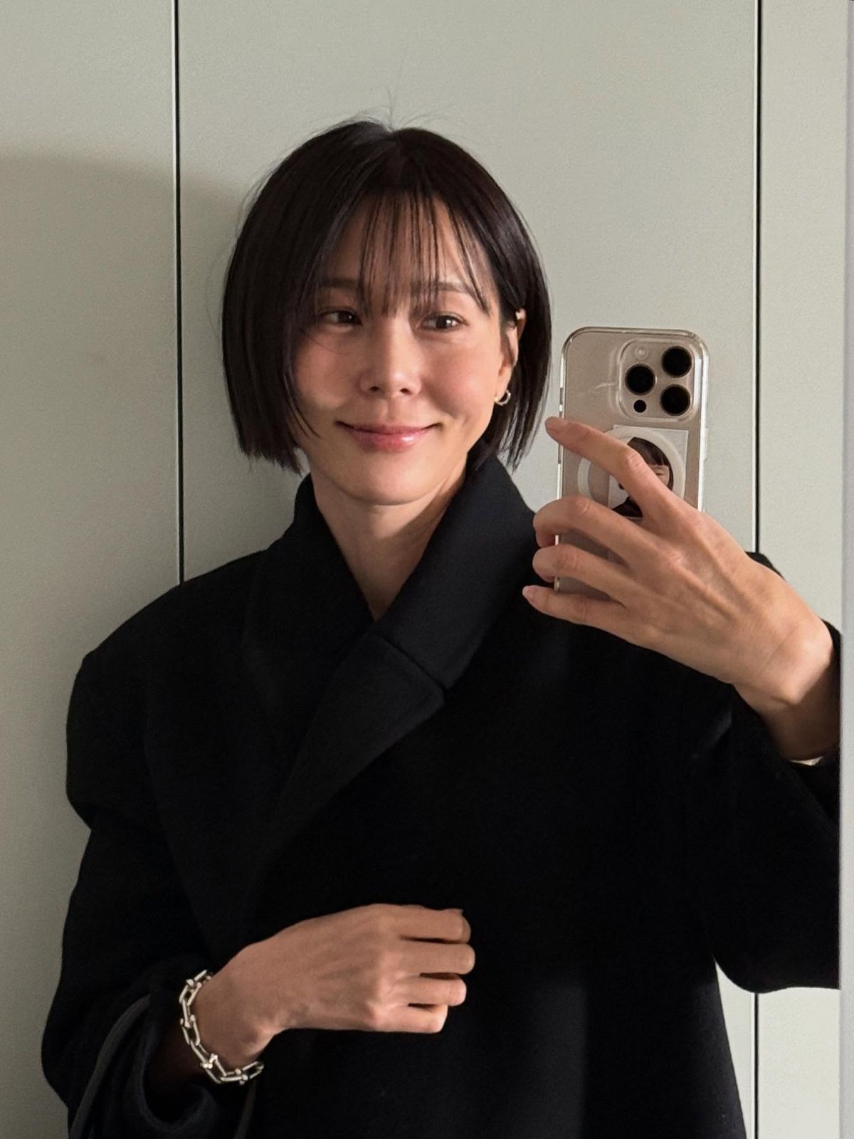 앞머리를 내려 이미지에 변신을 꾀한 김나영 @nayoungkeem