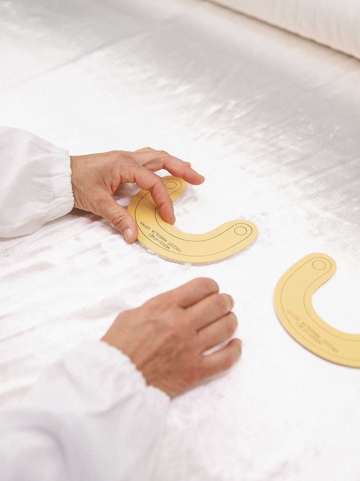 메티에 다르(Métiers d’Art)적 접근방식으로 구현한 이우환 작가의 작업. ⓒ Federica Livia