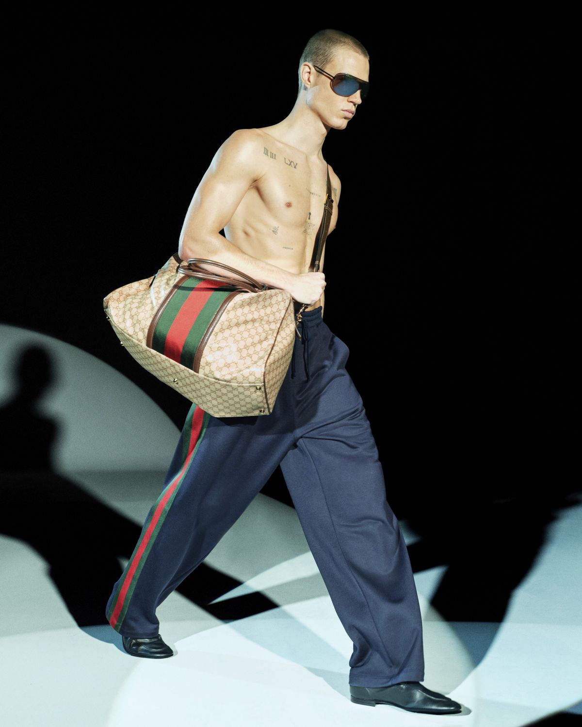 Gucci 2026 프리폴 컬렉션 