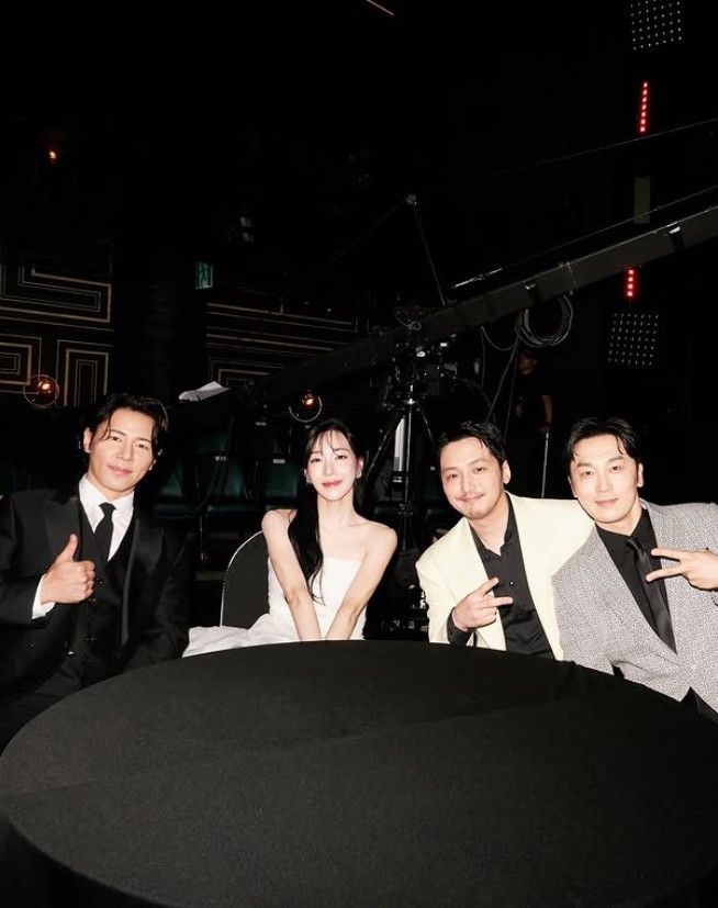 사진 / 티파니 영 인스타그램(@tiffanyyoungofficial)