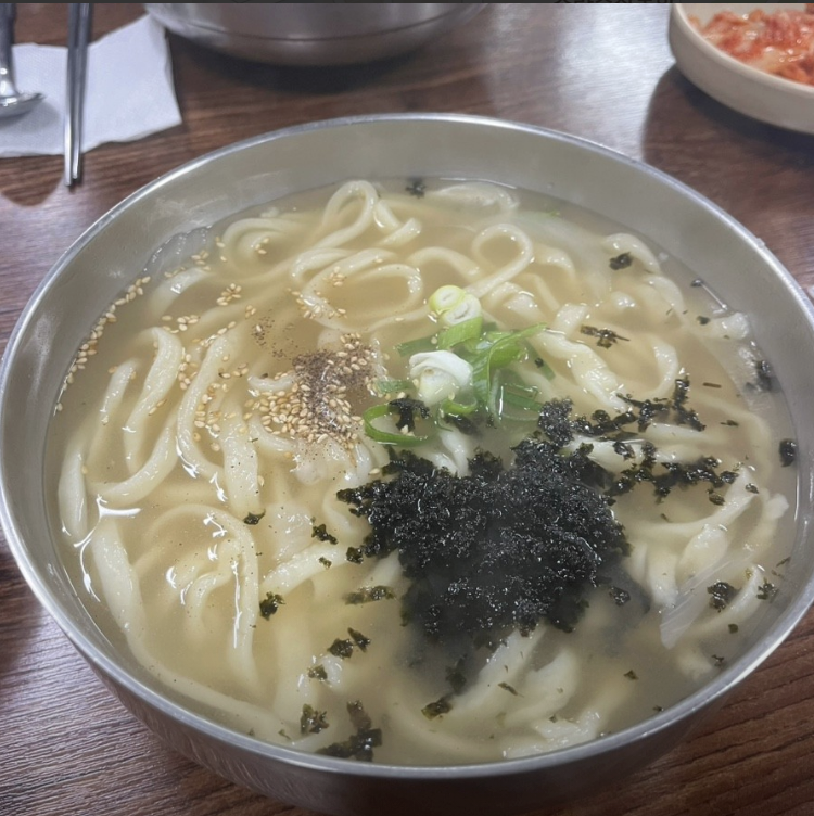 '옛날손칼국수' 칼국수