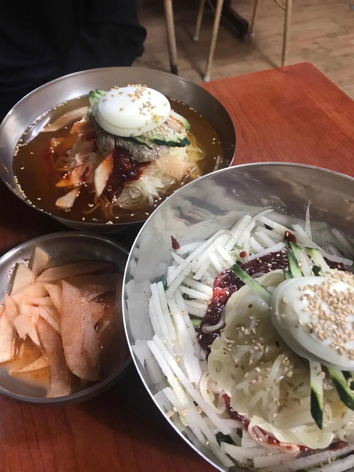 '현대밀면'의 물밀면과 비빔밀면 / 에디터 제공