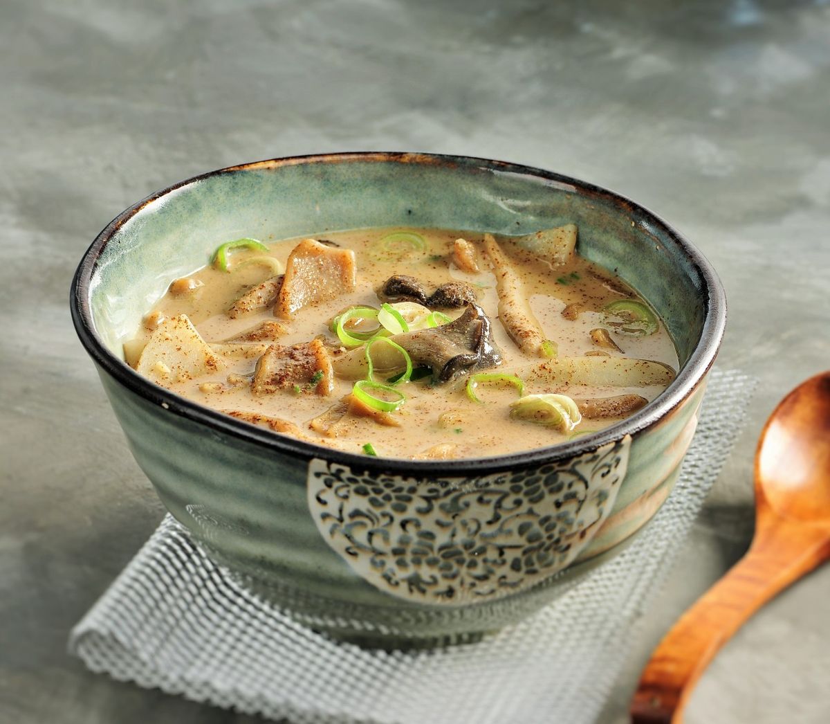 도토리사골들깨수제비(출처: 네이버 플레이스 업체 등록 사진)