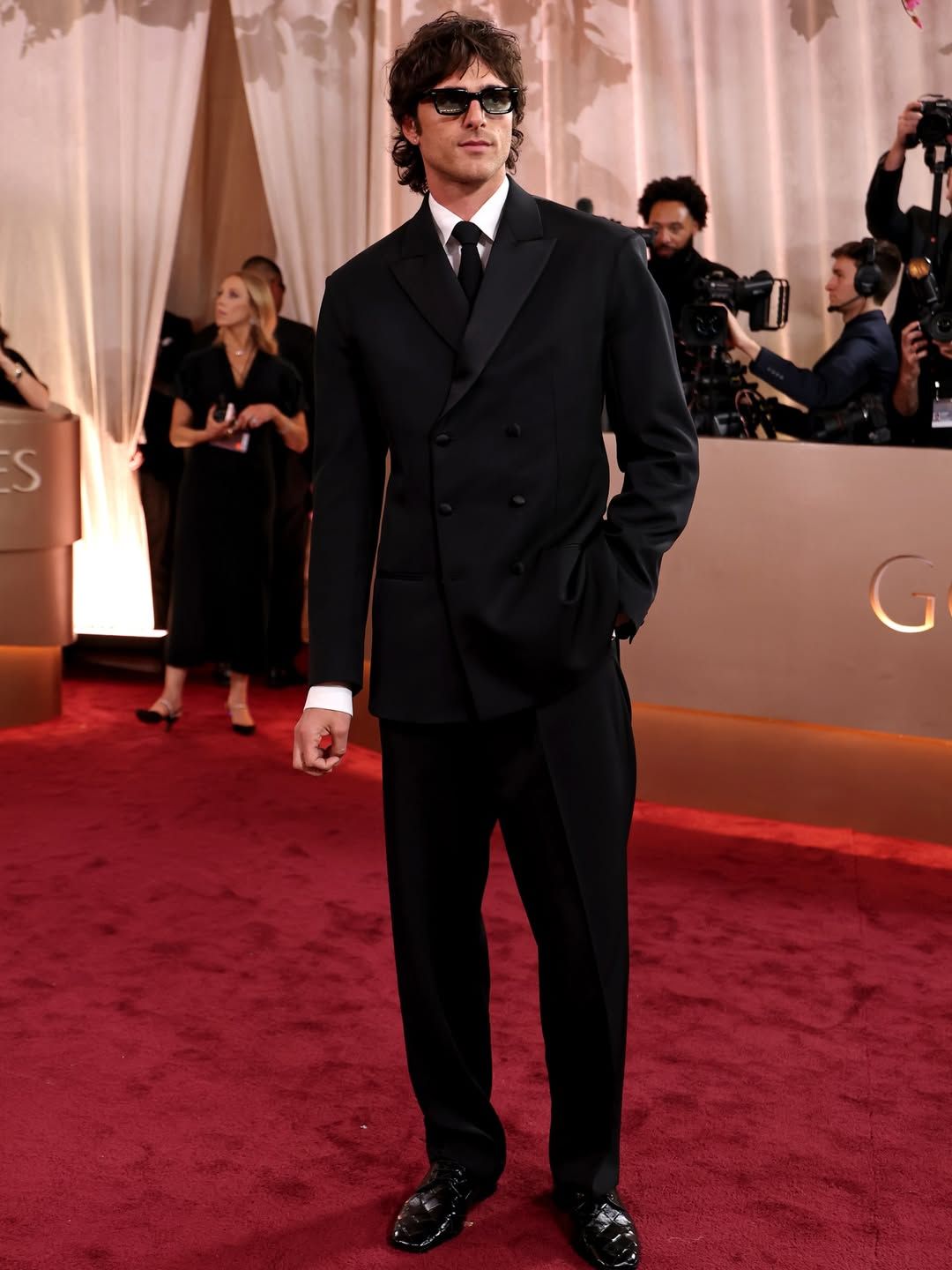 보테가 베네타를 착용한 제이콥 앨로디