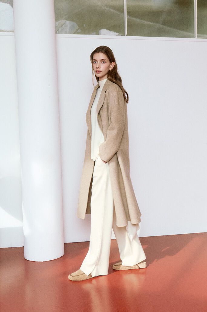 LÄTT 캐시미어 블렌드 밴딩 슬릿 니트 팬츠 67만5천원(출처: 브랜드 제공)