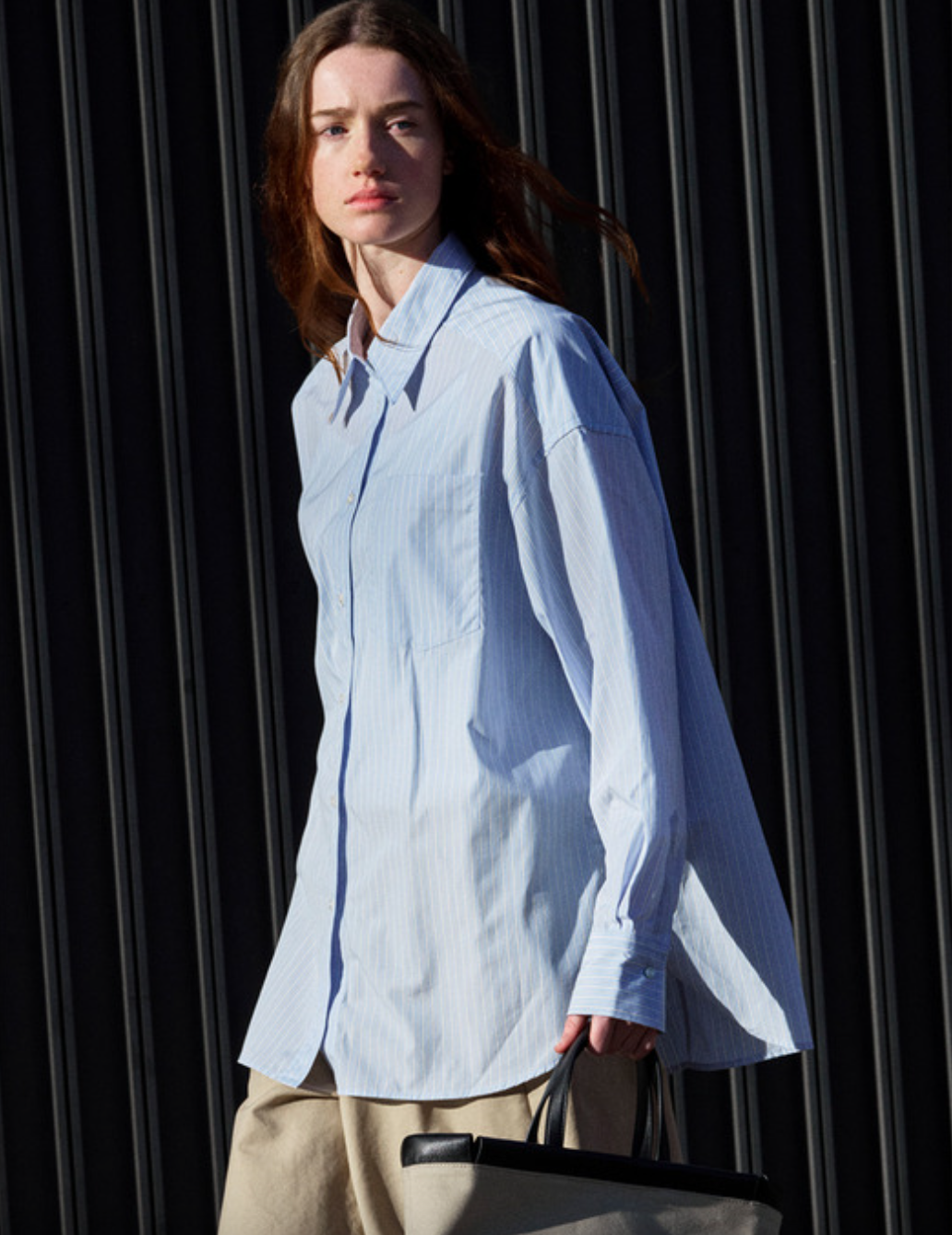 파사드패턴 보이핏 스트라이프 셔츠 19만8천원