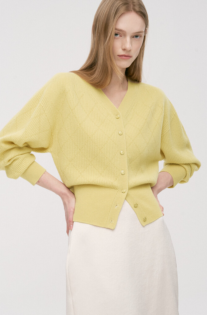 타임 캐시미어 블렌드 다이아몬드 니트 가디건 67만5천원