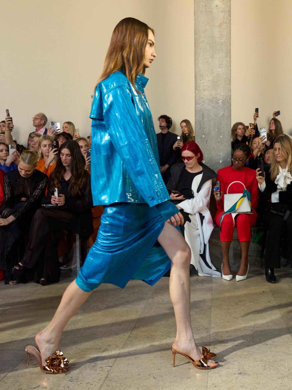 아크리스 26F/W 컬렉션 디테일