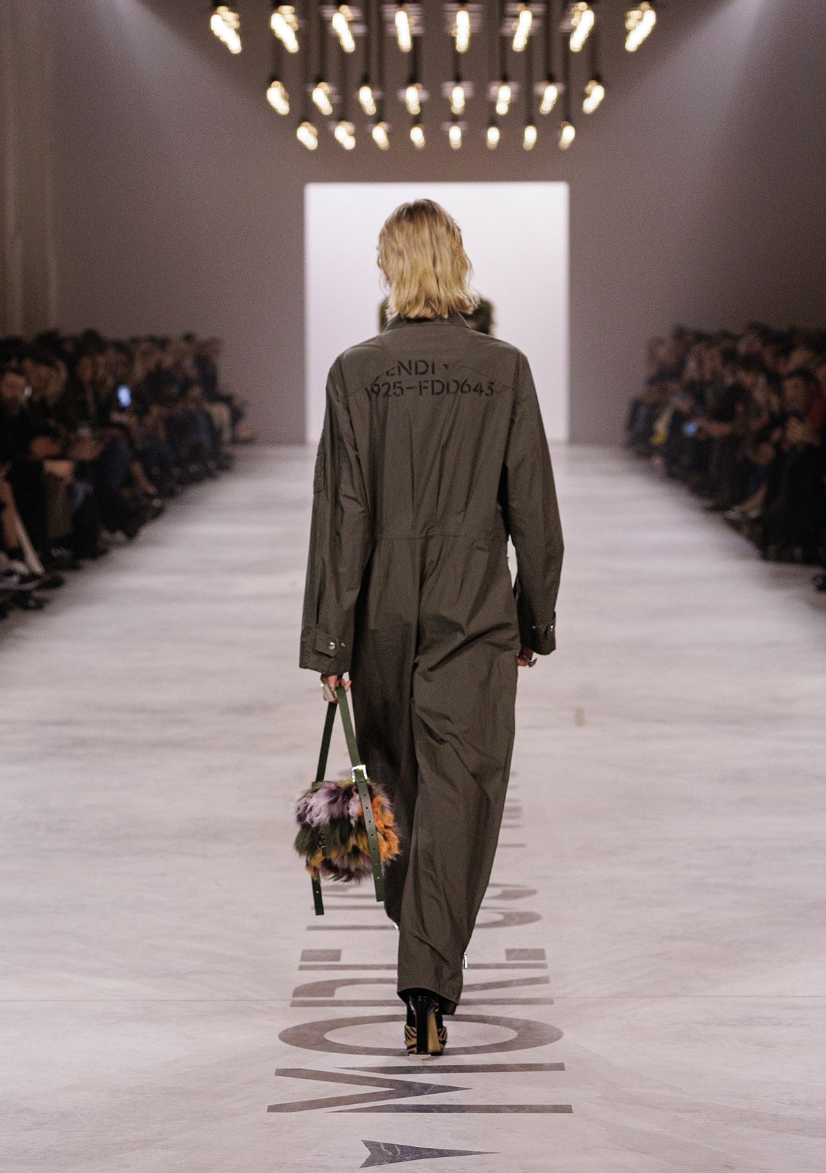 펜디에 새롭게 등장한 워크 웨어. 