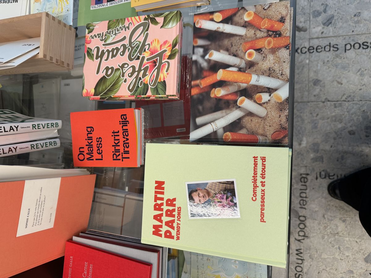  Yvon Lambert에서 포착한 다양한 서적들