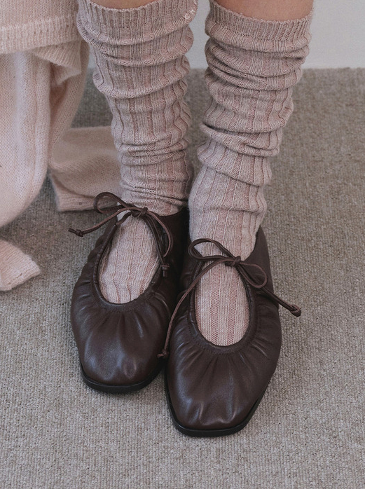 플리셋 플랫 슈즈 19만6천원대