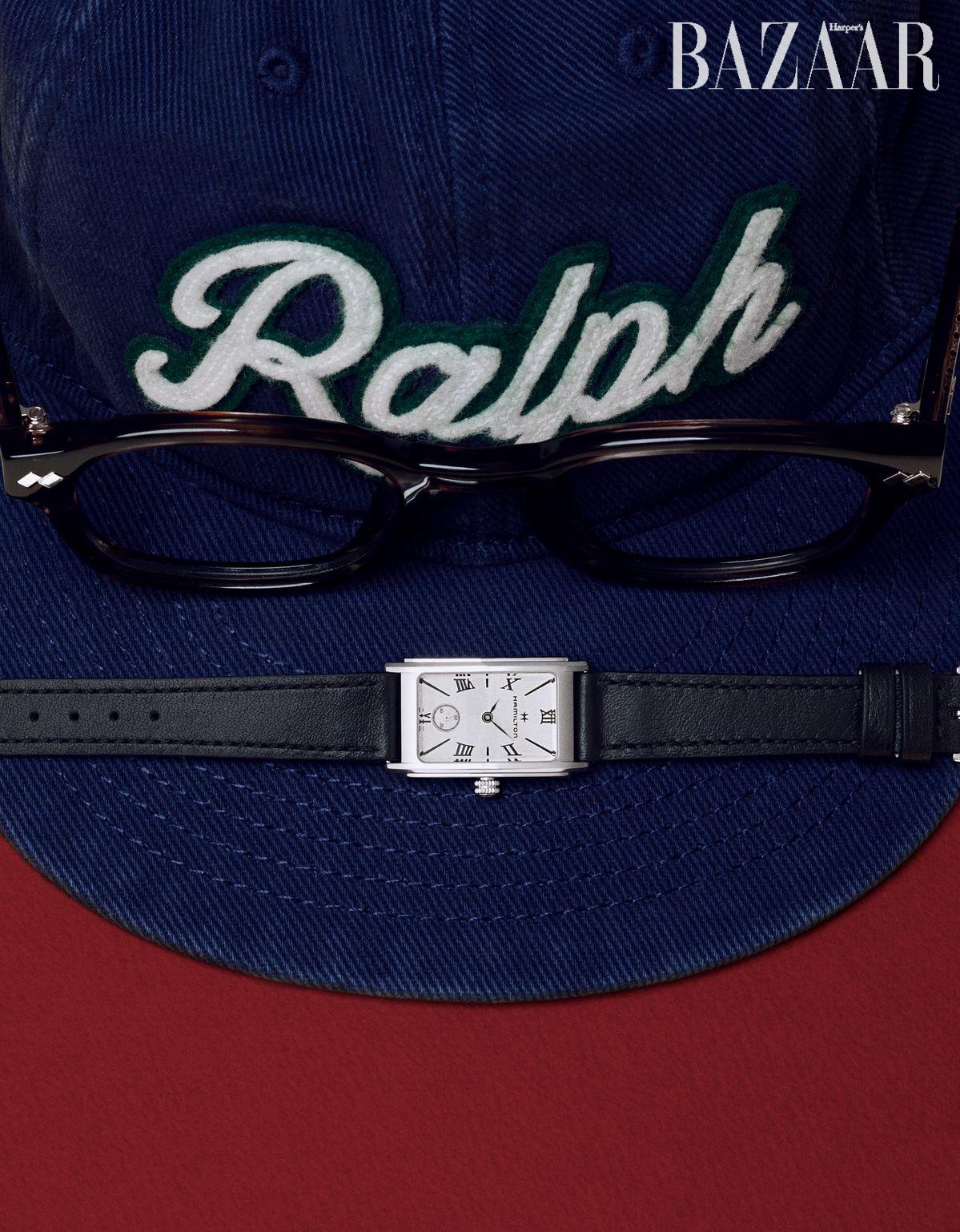 스테인리스스틸 케이스와 실버 다이얼이 담백한 조화를 이루는 ‘해밀턴 아드모어 쿼츠’ 워치는 가격 미정 Hamilton. 볼캡은 14만원대 Polo Ralph Lauren. 안경은 62만원대 Bottega Veneta.