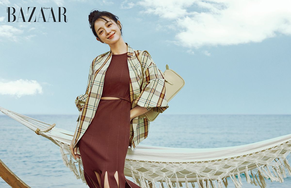 이미지 캡션 영역