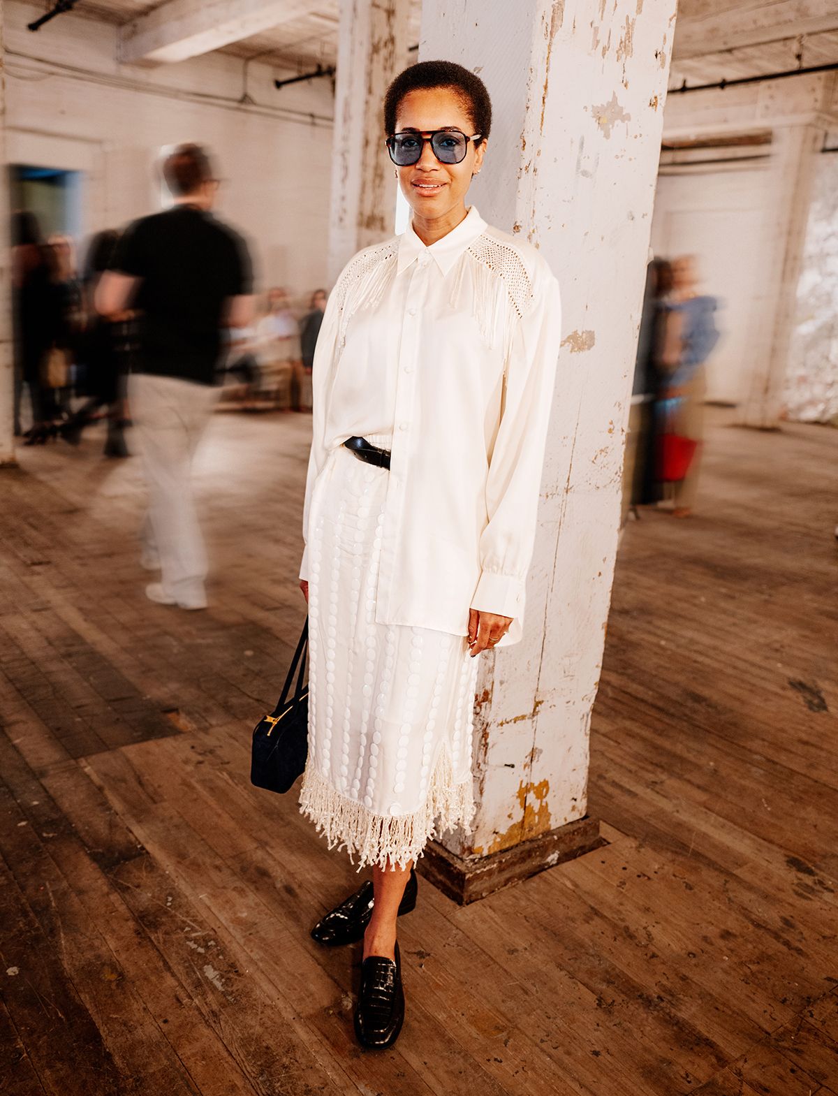 디오티마를 입은 타무 맥퍼슨.