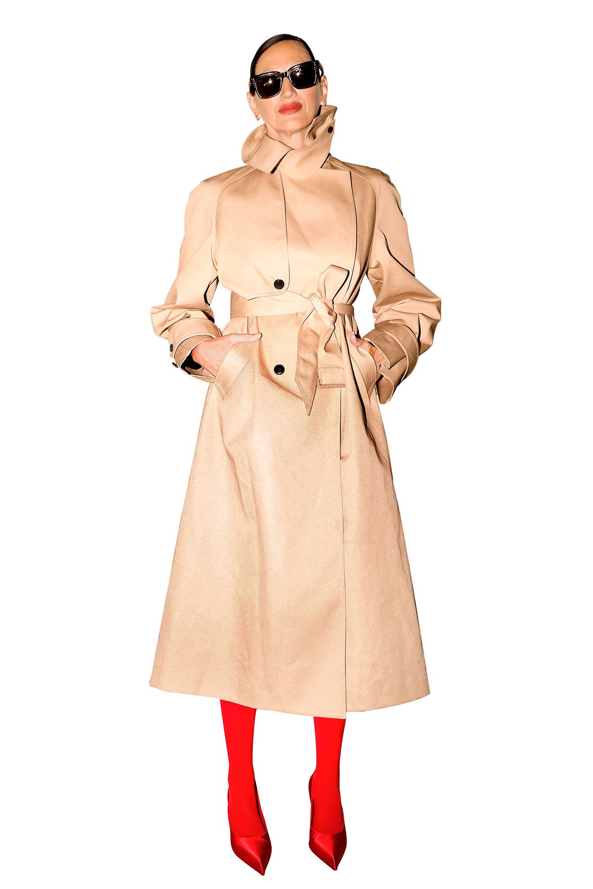 칼마이어를 입은 제나 라이언스. 