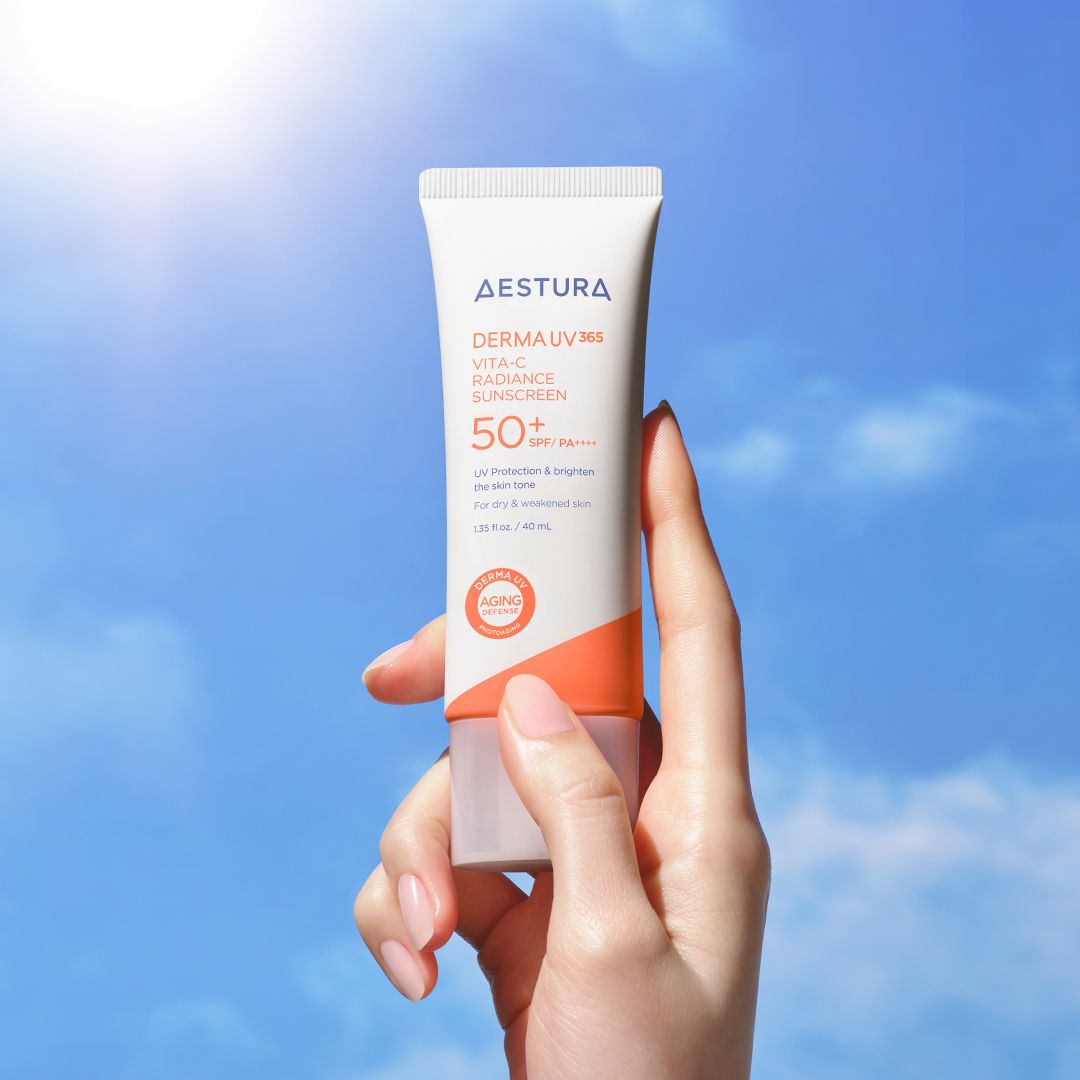 에스트라 더마 UV 365 장벽수분 무기자차 선크림 40ml 3만1천원.