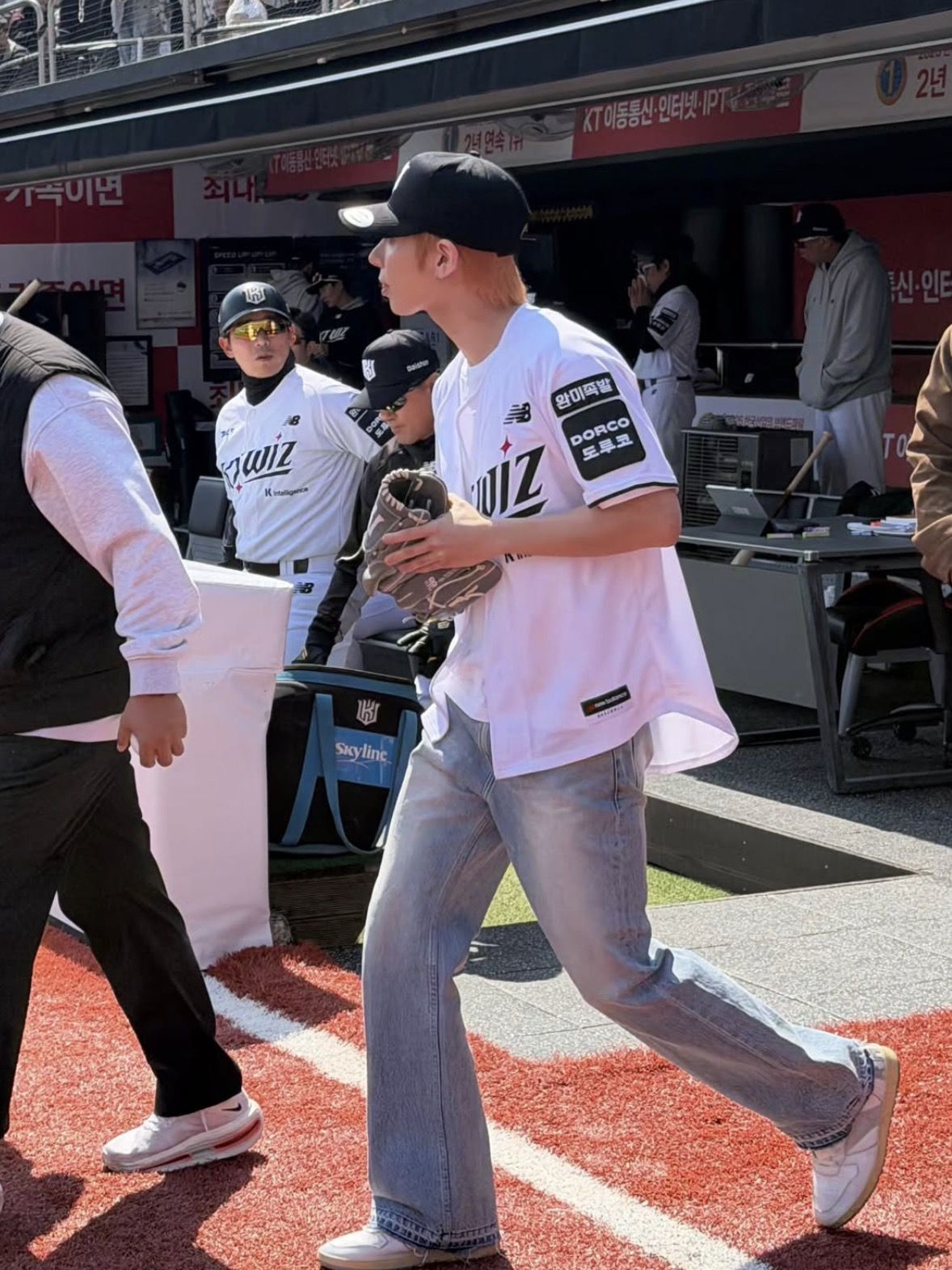 사진/투모로우 바이 투게더 인스타그램