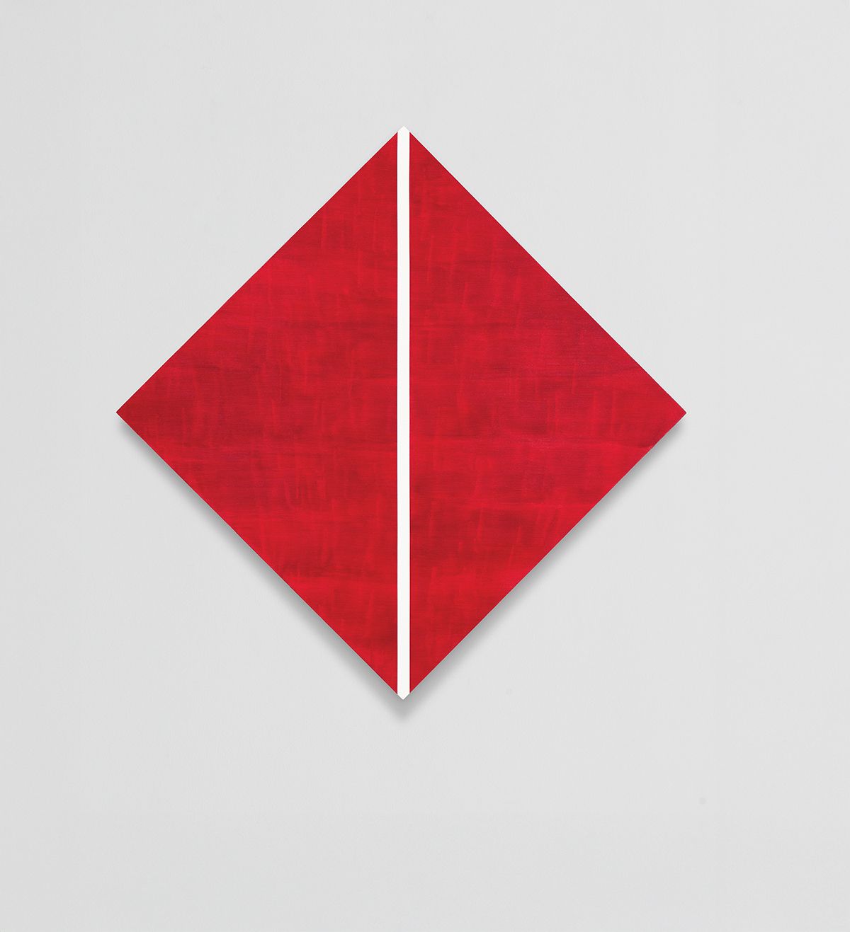 Mary Corse, <Untitled (Red Diamond with White Inner Band)>, 2026, Glass microspheres in acrylic on canvas, 179.7x179.7x9.5cm © Mary Corse, Courtesy Pace Gallery.
