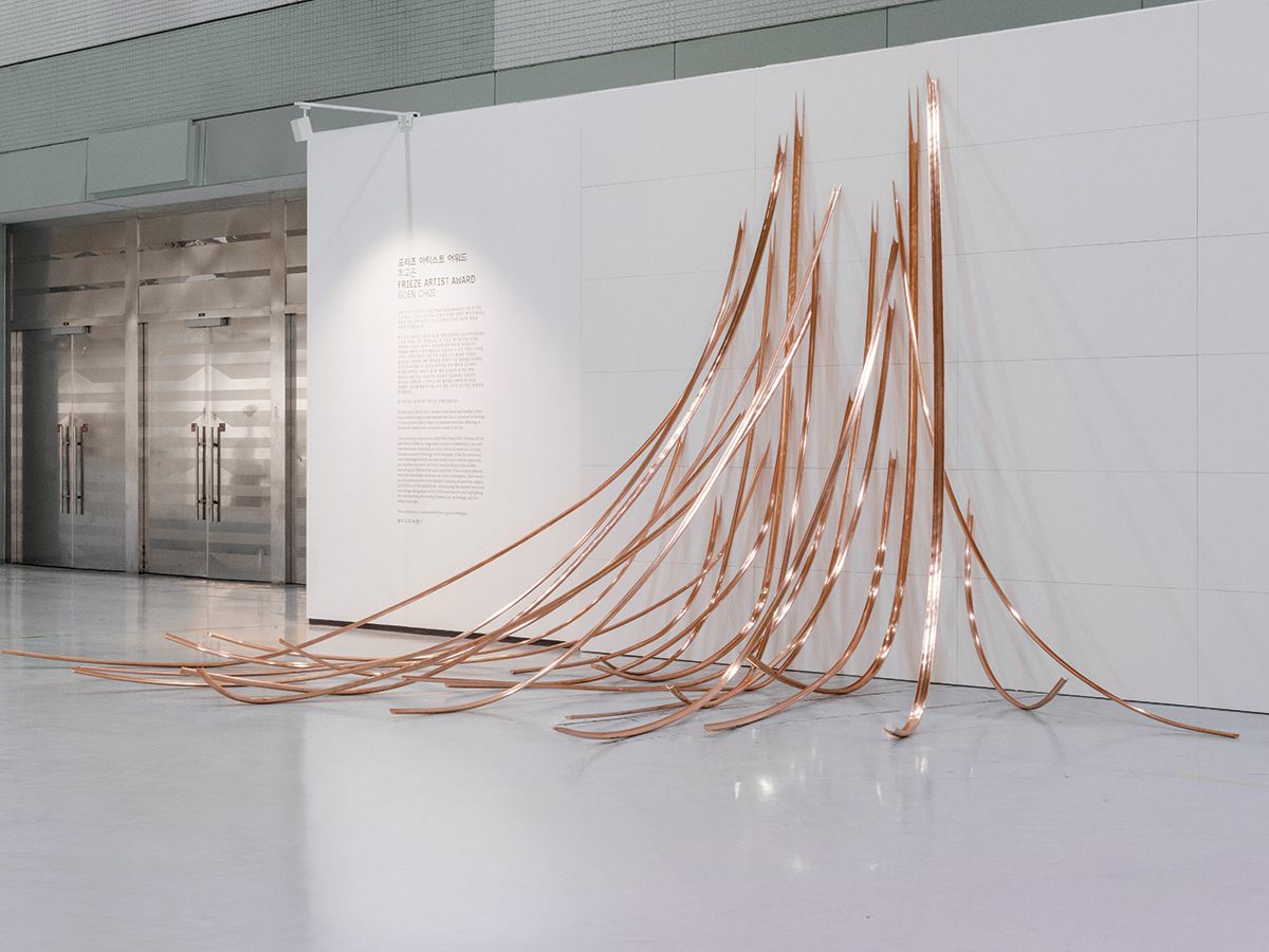 Goeun Choi, <Gloria>, 2024, Copper water pipe, wood, 8000x3500x4500cm. Commissioned and Produced for Frieze Artist Award 2024.