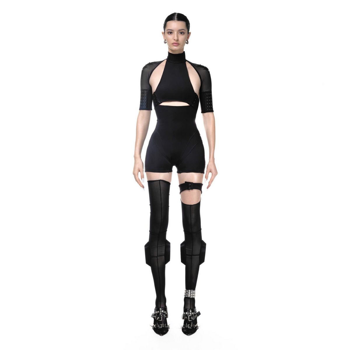 AT TATTOO BLACK PLAYSUIT(출처: FENG SYSTEM 사이트)