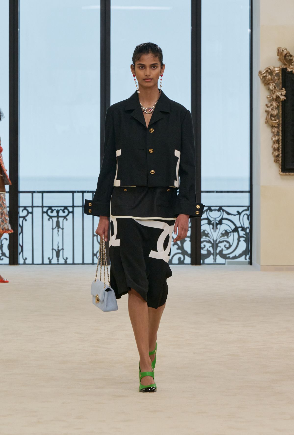 샤넬 Resort Women Off Season 2027