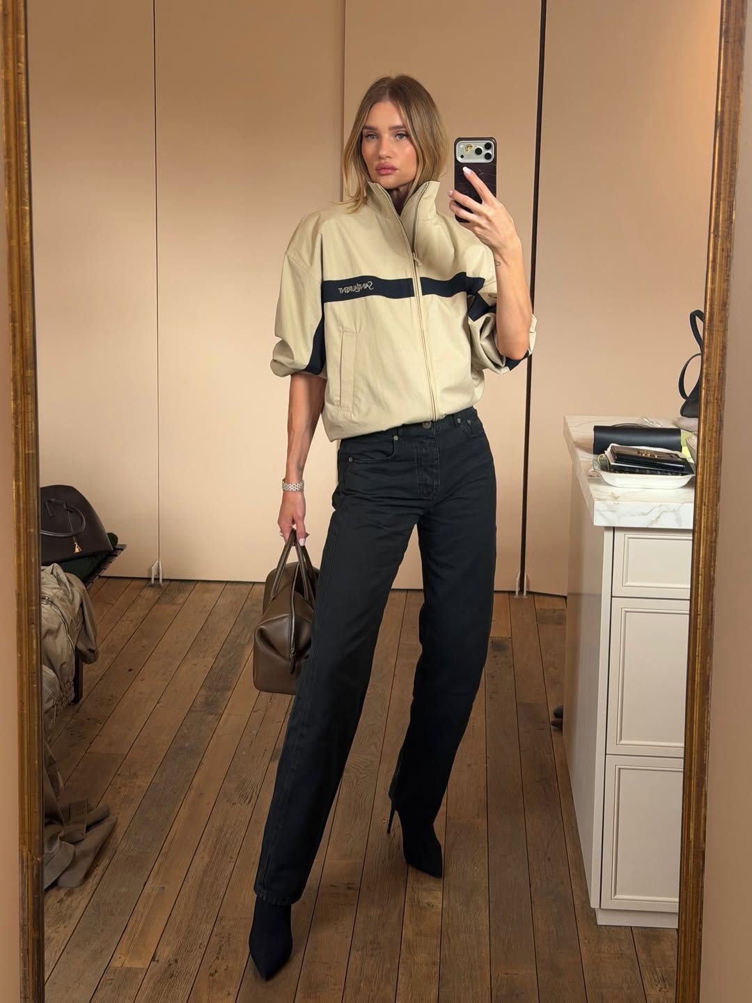 사진/@rosiehw