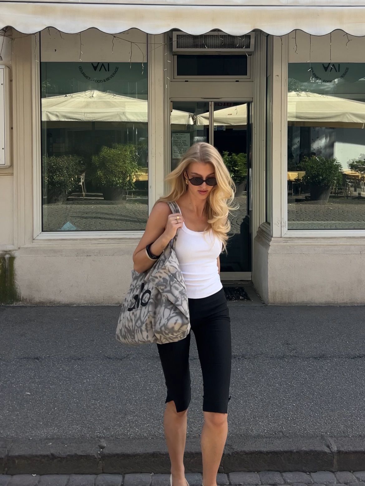 @lindapoetzl