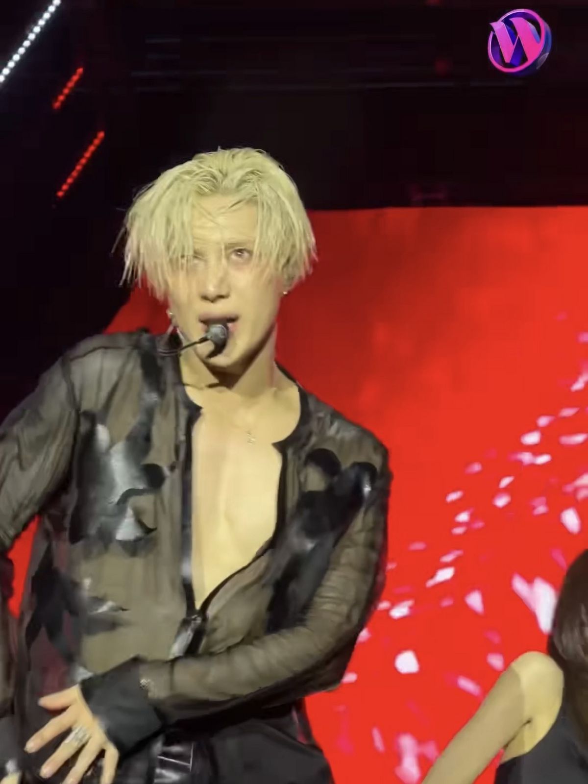 사진/ 태민 @waterbomb_official 